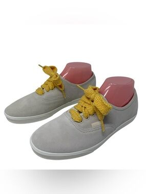 Vans Authentic Womens 8 Low Pro Suede Sneakers Low Top Shoes Fat Lace Beige New